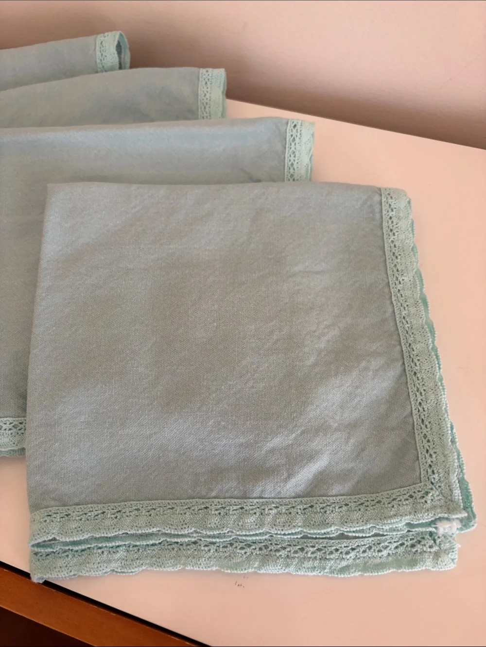 Set of 4 Light Aqua Linen  Napkins with Lace Trim
